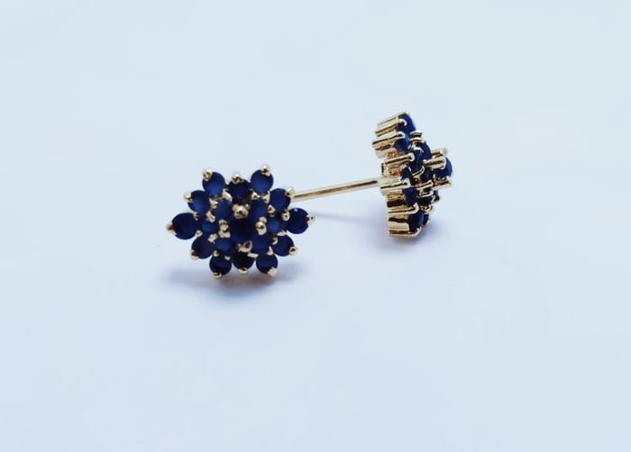 Tops with Blue Sapphire Color. (925 Silver)