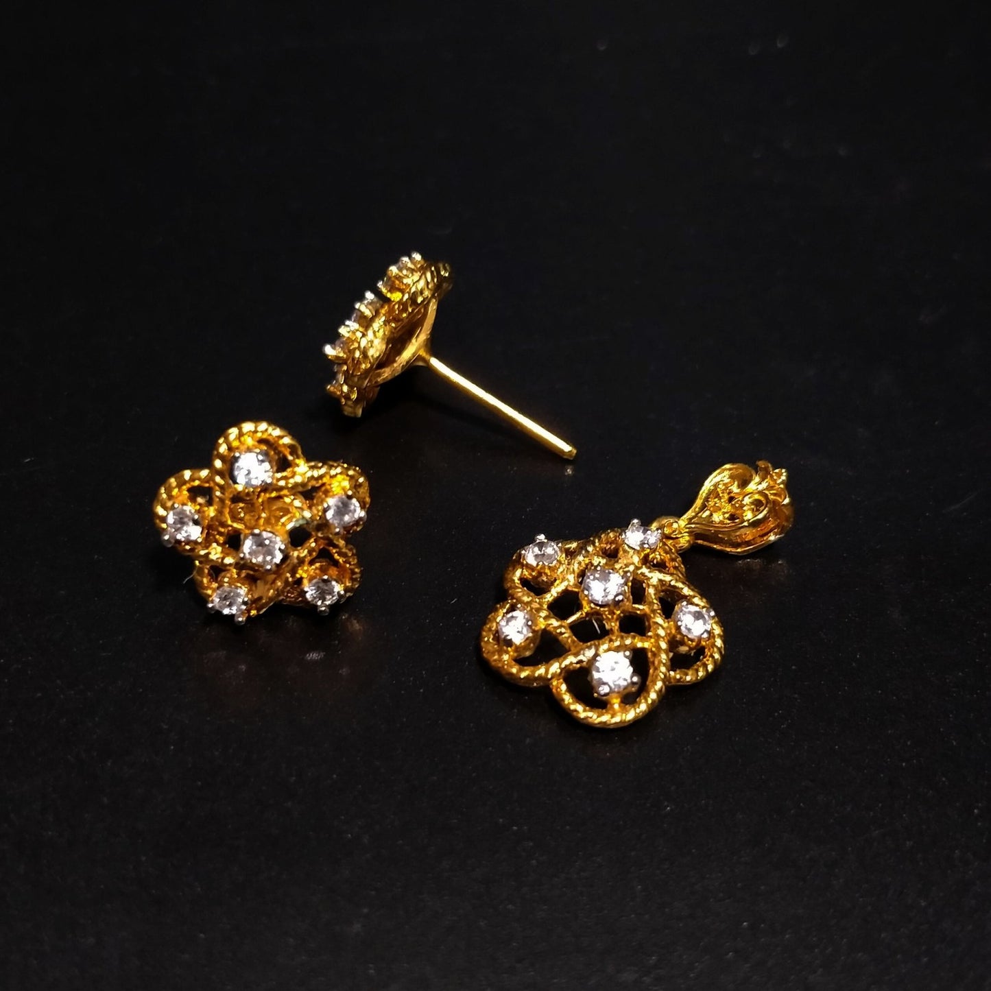 Gold Plated Flower Pendant set
