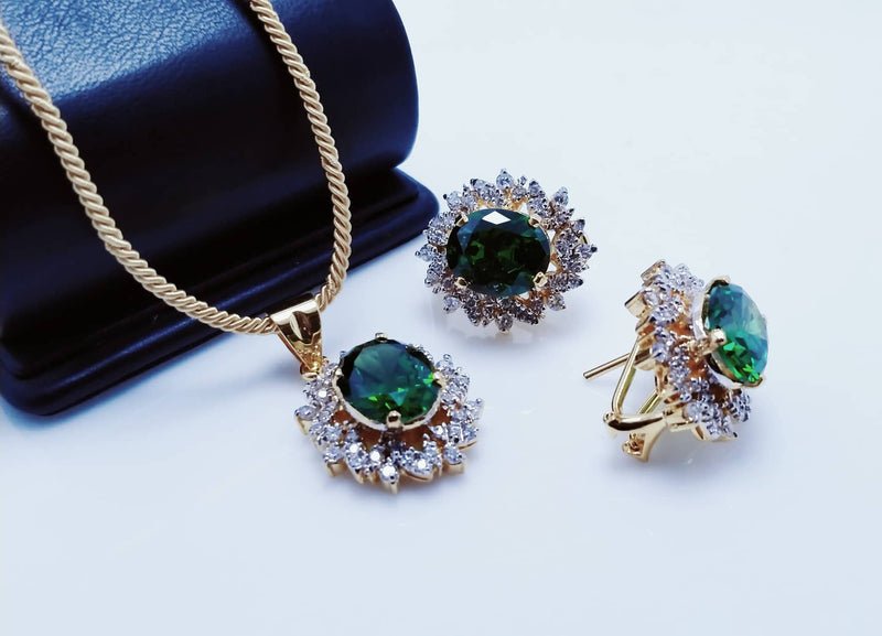 Gold Plated Pendant Set. (925 Silver)