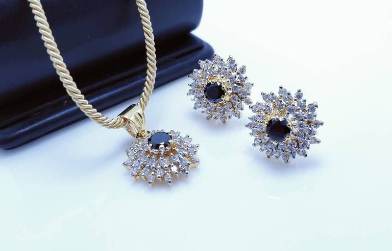 Gold Plated Pendant Set. (925 Silver)