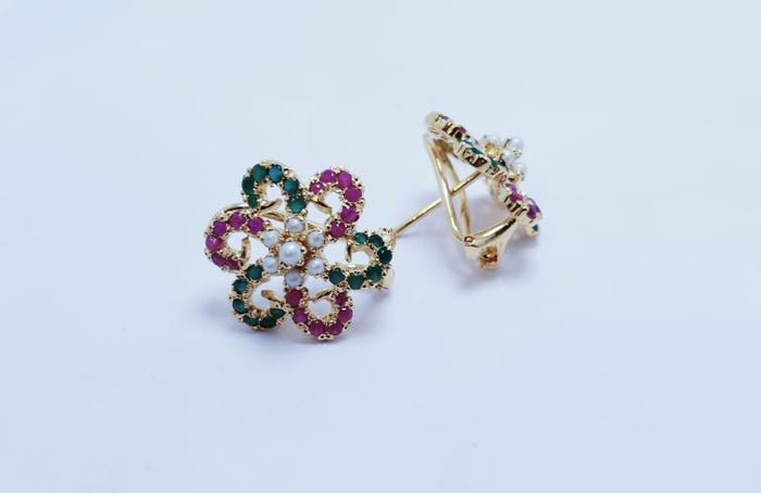 Tops Pair with Three Color of Stones. (925 Silver)
