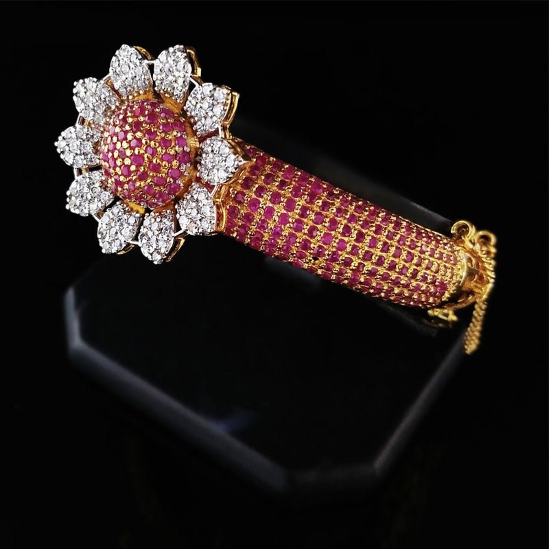 Rose Bracelet Openable Gold Plated. (925 Silver)