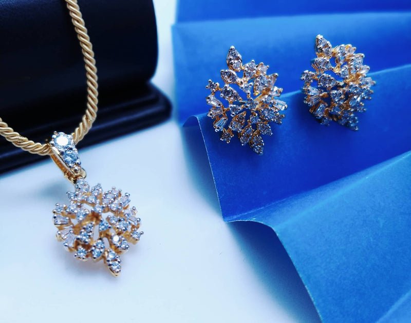 Silver Pendant Set. (925 Silver)