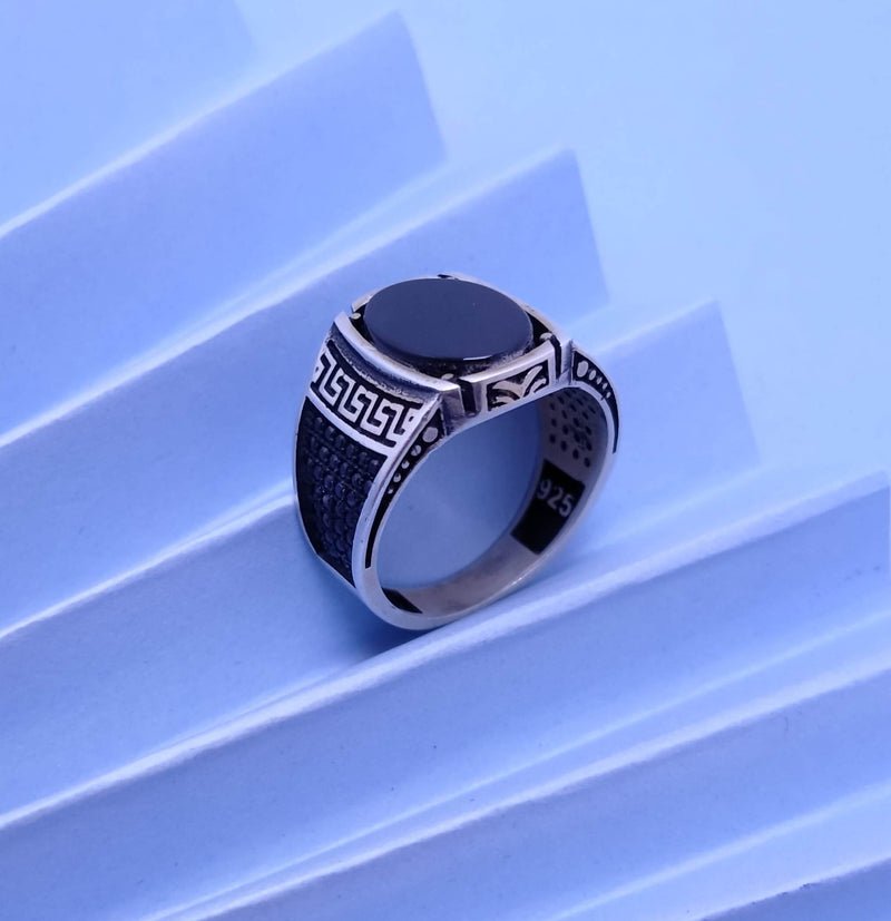 Silver Men's Ring With Black Onex. (925 Silver)