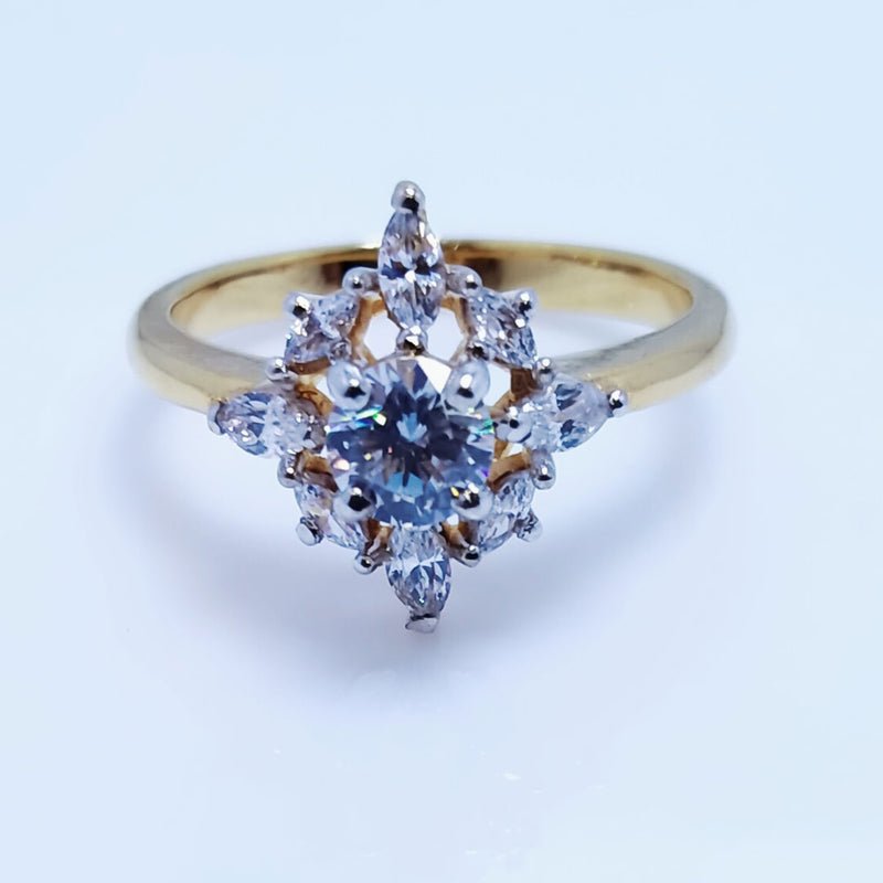 Diamond Style Ring with Cubic Zircons Premium Quality. (925 Silver)