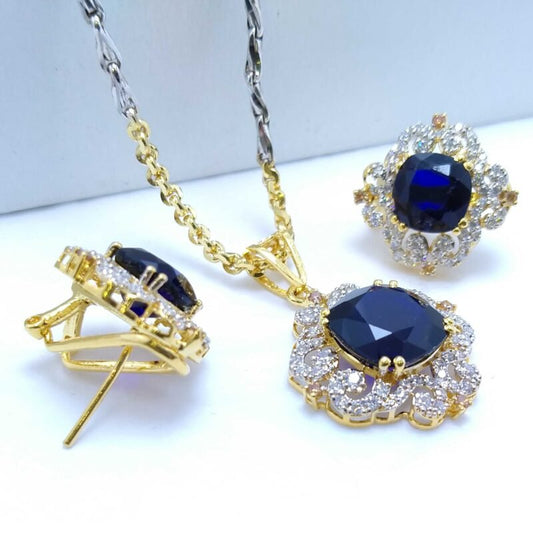 Silver Pendant Set With Blue sapphire &amp; Zircons 24kt Gold plated